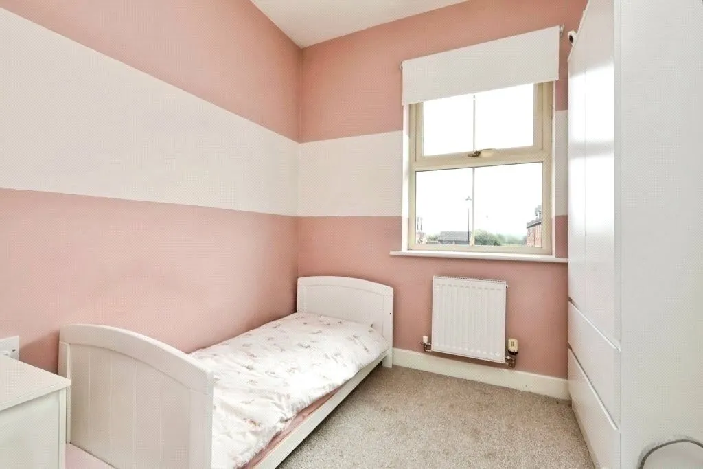 Bridgewater Way, Ravenfield, Rotherham, South Yorkshire, S65, photo 14