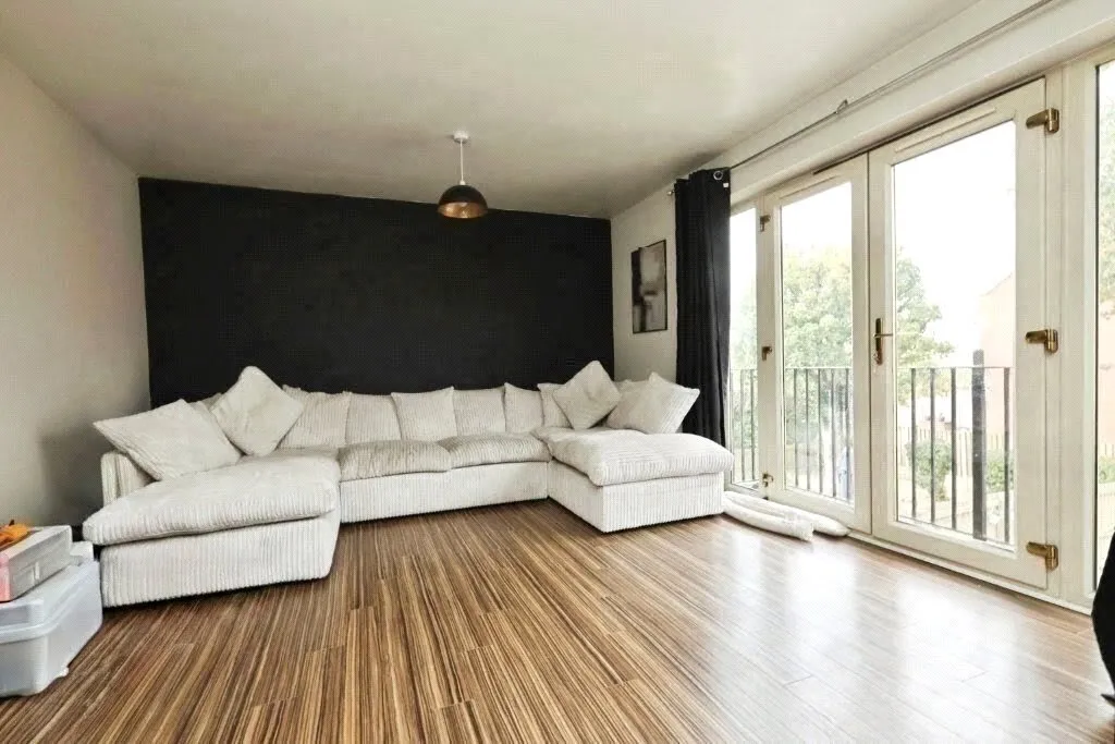 Bridgewater Way, Ravenfield, Rotherham, South Yorkshire, S65, photo 6