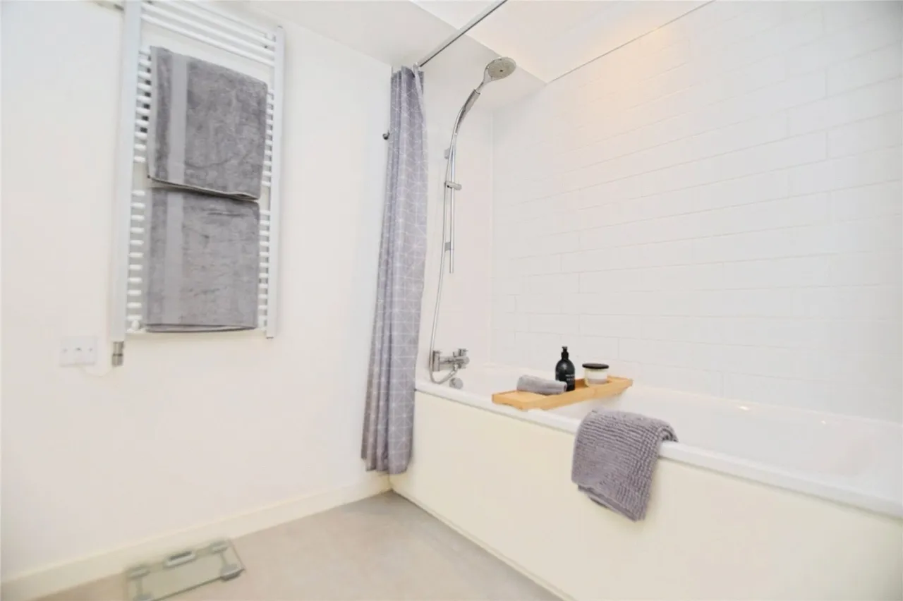 The Avenue, Leeds, LS9, photo 9