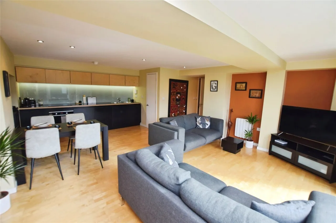 The Avenue, Leeds, LS9, photo 3