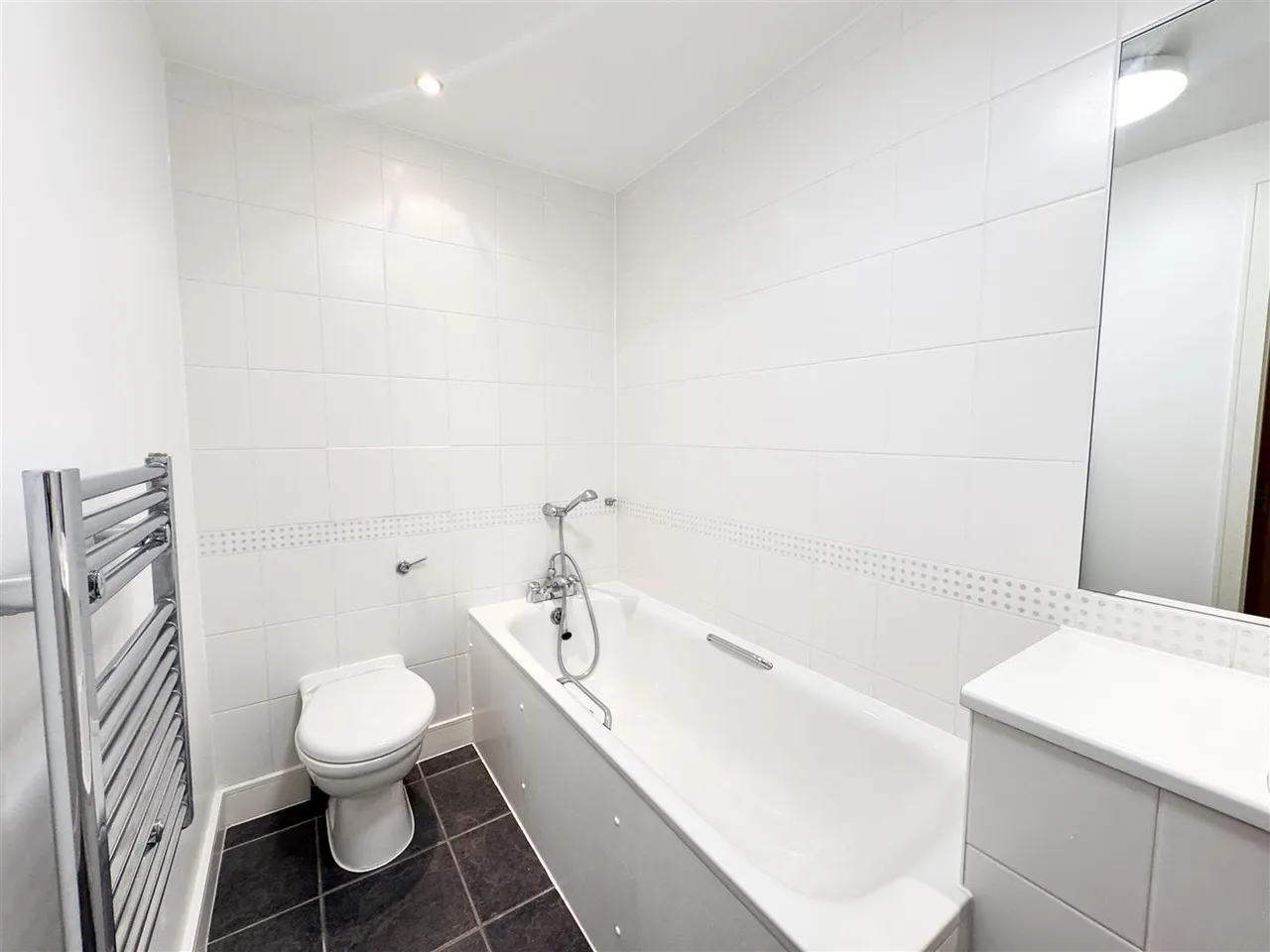 4 Midway Quay, Eastbourne, BN23 5DE, photo 5
