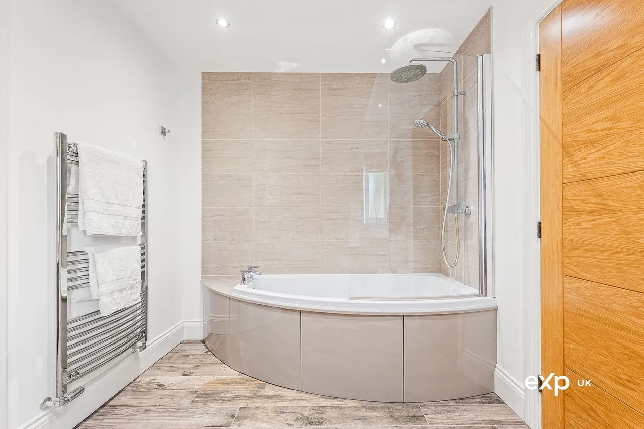 Fishpool Road, Blidworth, photo 35
