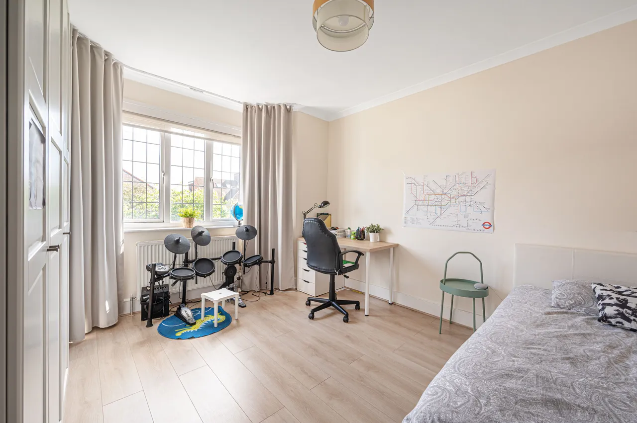 149 Chanctonbury Way, London, photo 10