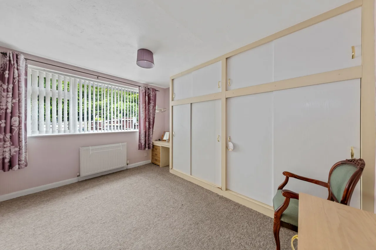 Winfrith Road, Fearnhead, Warrington, Warrington, WA2 0QE, photo 3