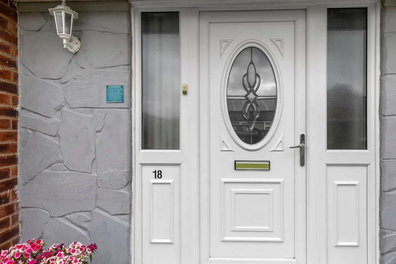 Winfrith Road, Fearnhead, Warrington, Warrington, WA2 0QE, photo 5