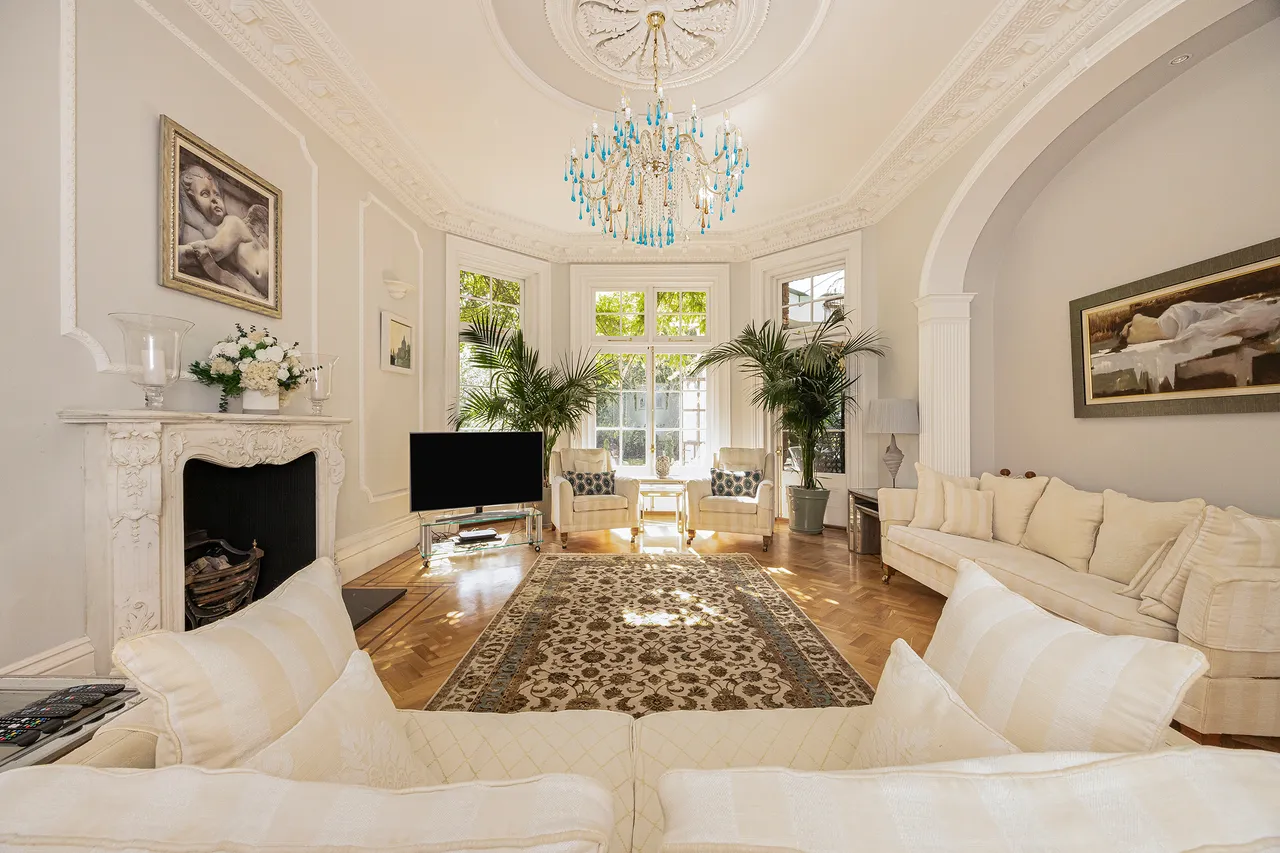 Court Road, Eltham, London, photo 9