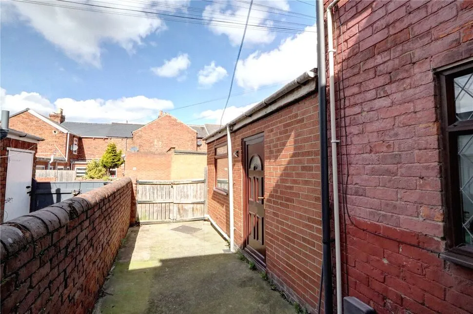 Chester Street, Houghton Le Spring, Tyne and Wear, DH4, photo 10