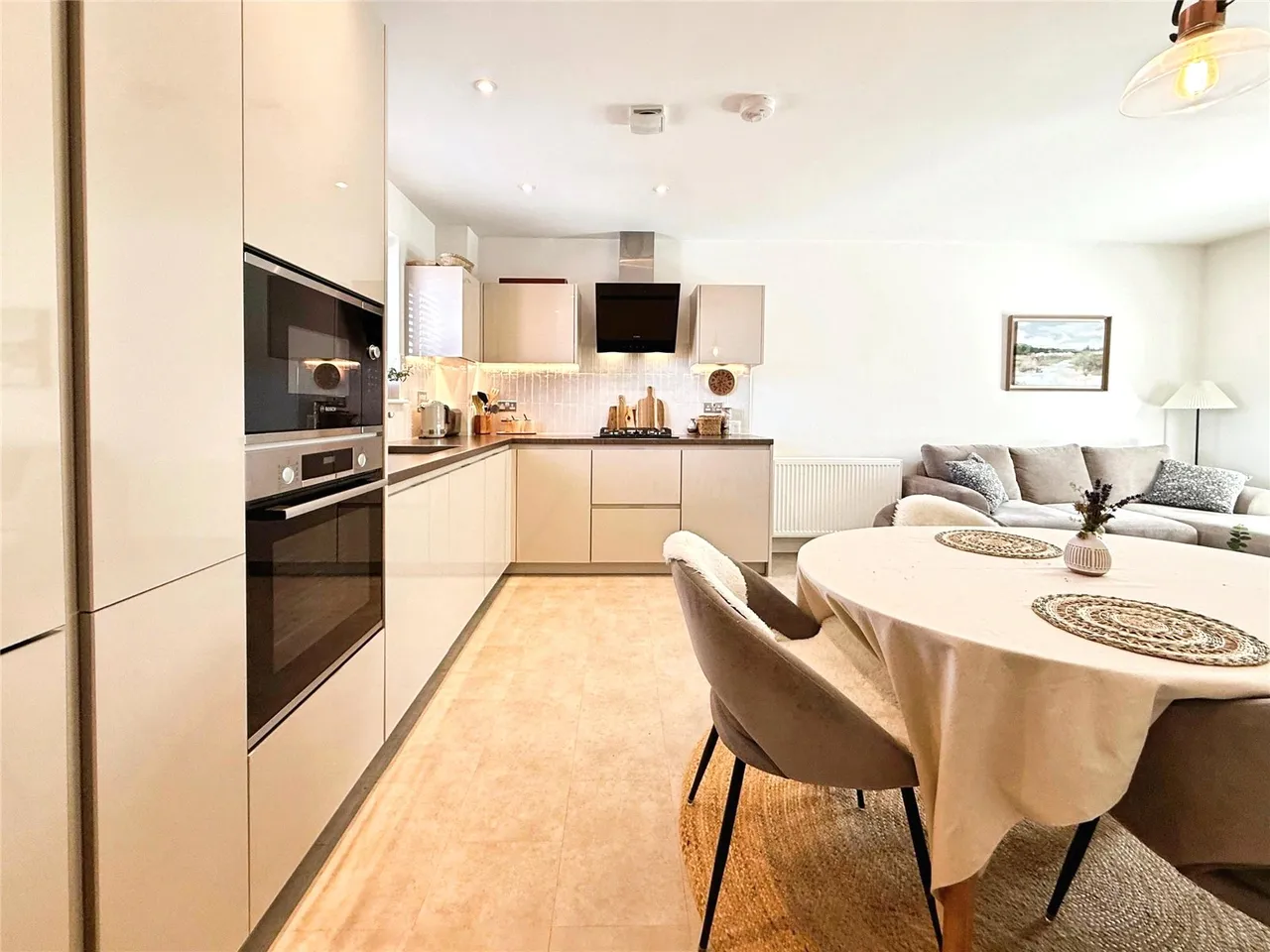 Hollywood Place, Crowthorne, Berkshire, RG45 6UH, photo 12