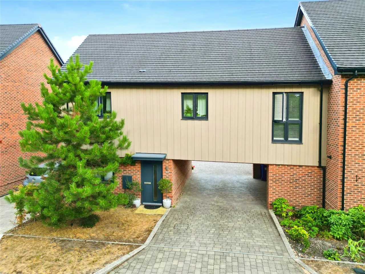 2 bed flat for sale — Hollywood Place, Crowthorne, Berkshire, RG45 6UH