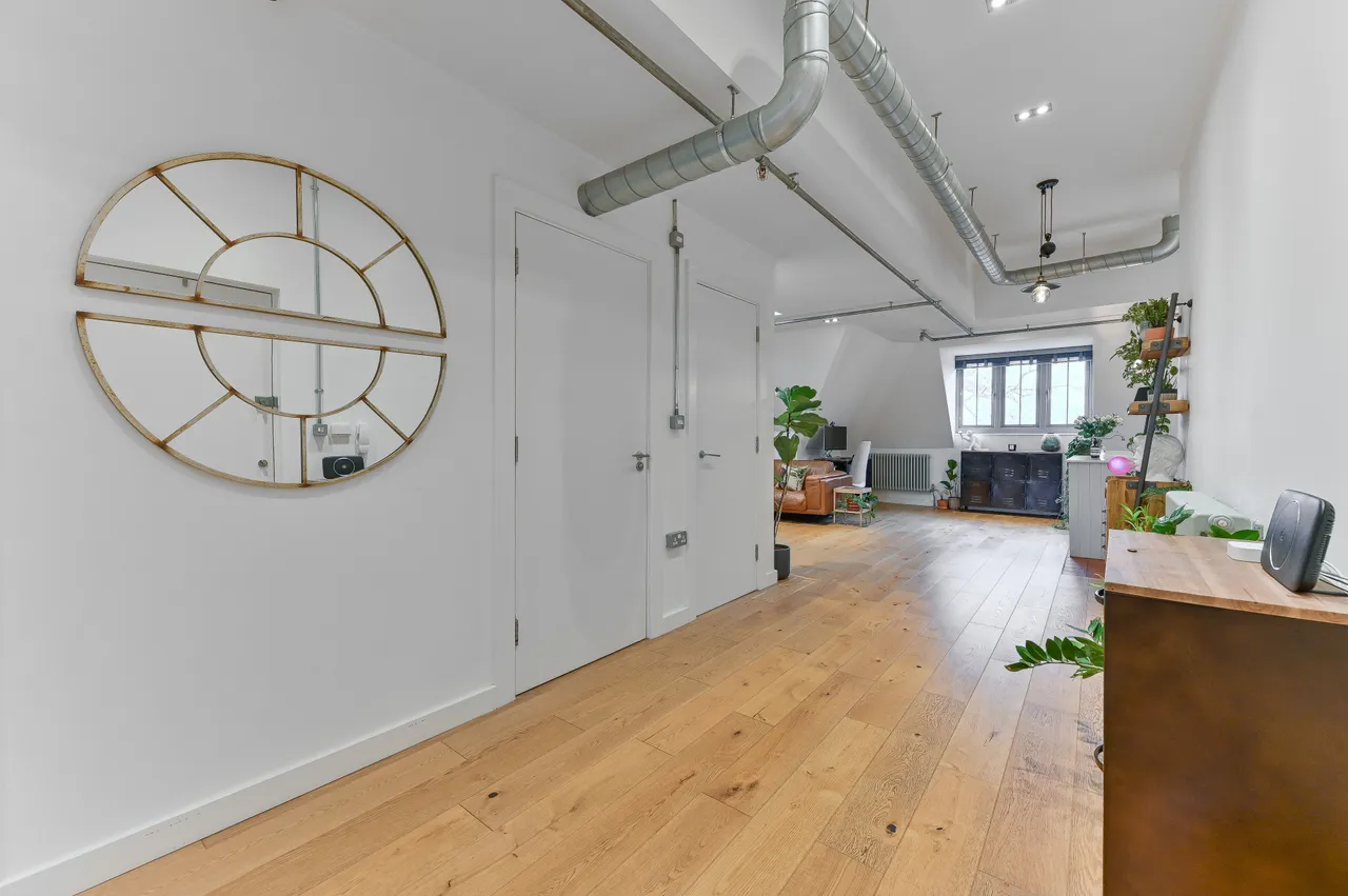 London, SE26, photo 17