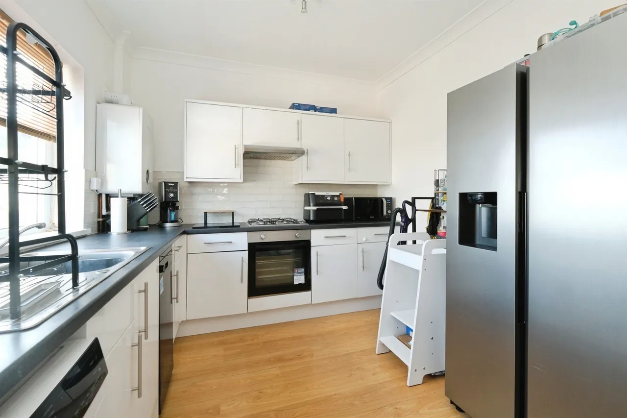 Clynmawr Street, Abertillery, NP13, photo 12