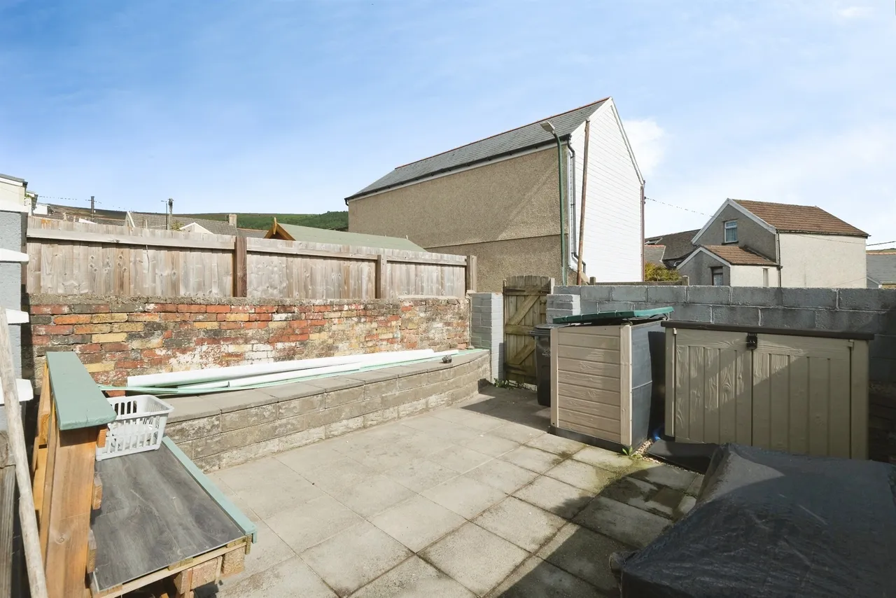 Clynmawr Street, Abertillery, NP13, photo 5
