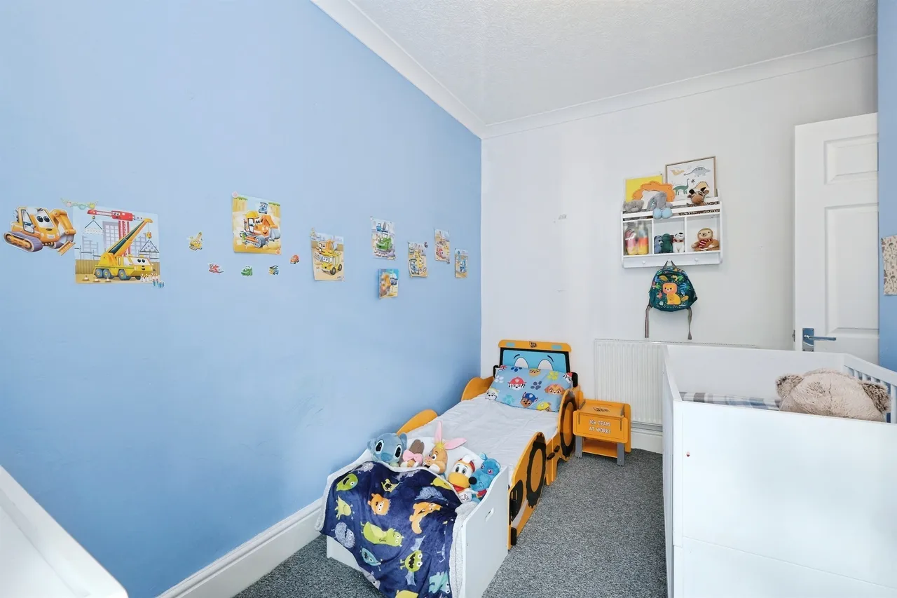 Clynmawr Street, Abertillery, NP13, photo 18