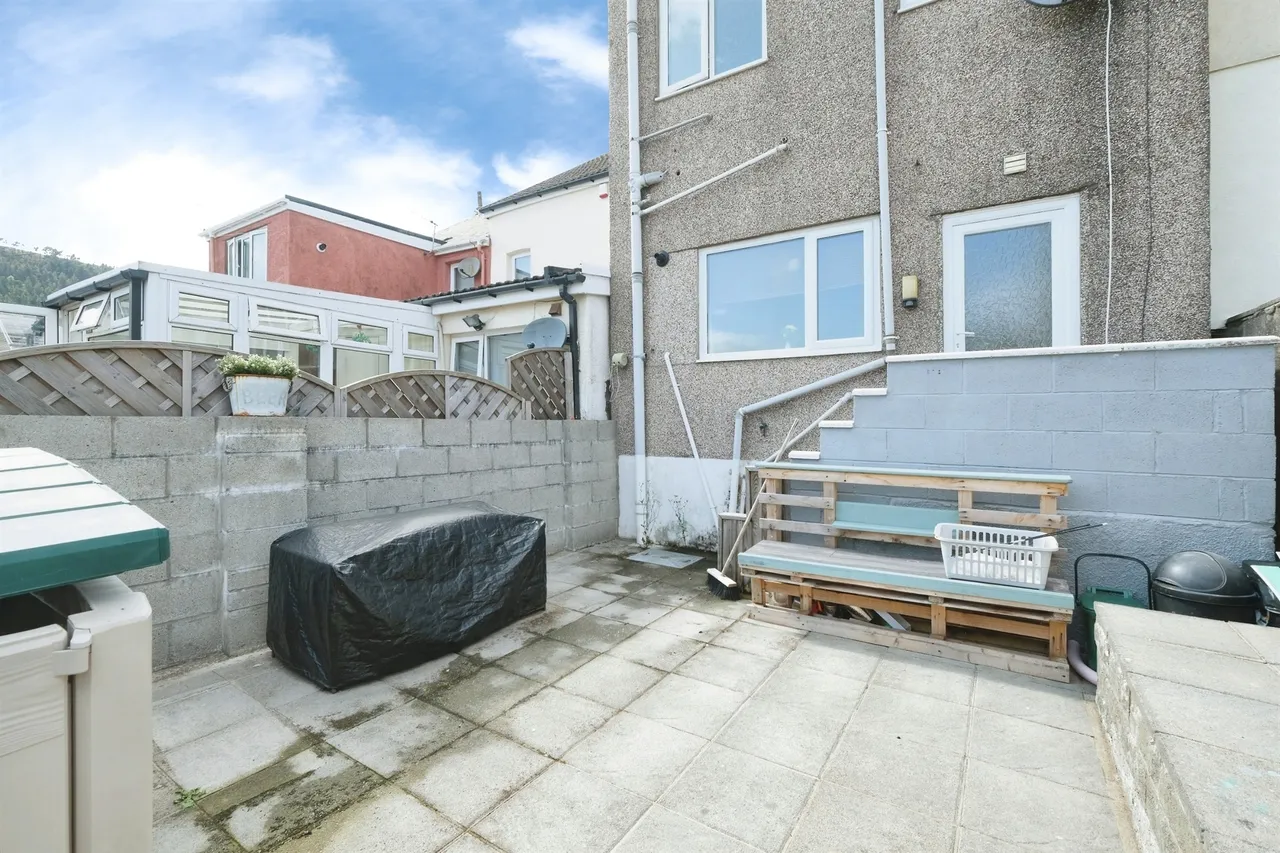 Clynmawr Street, Abertillery, NP13, photo 2