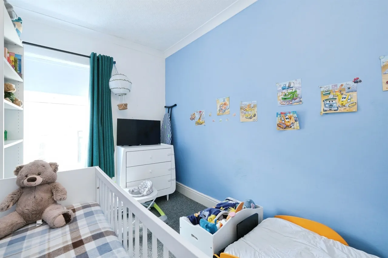 Clynmawr Street, Abertillery, NP13, photo 17