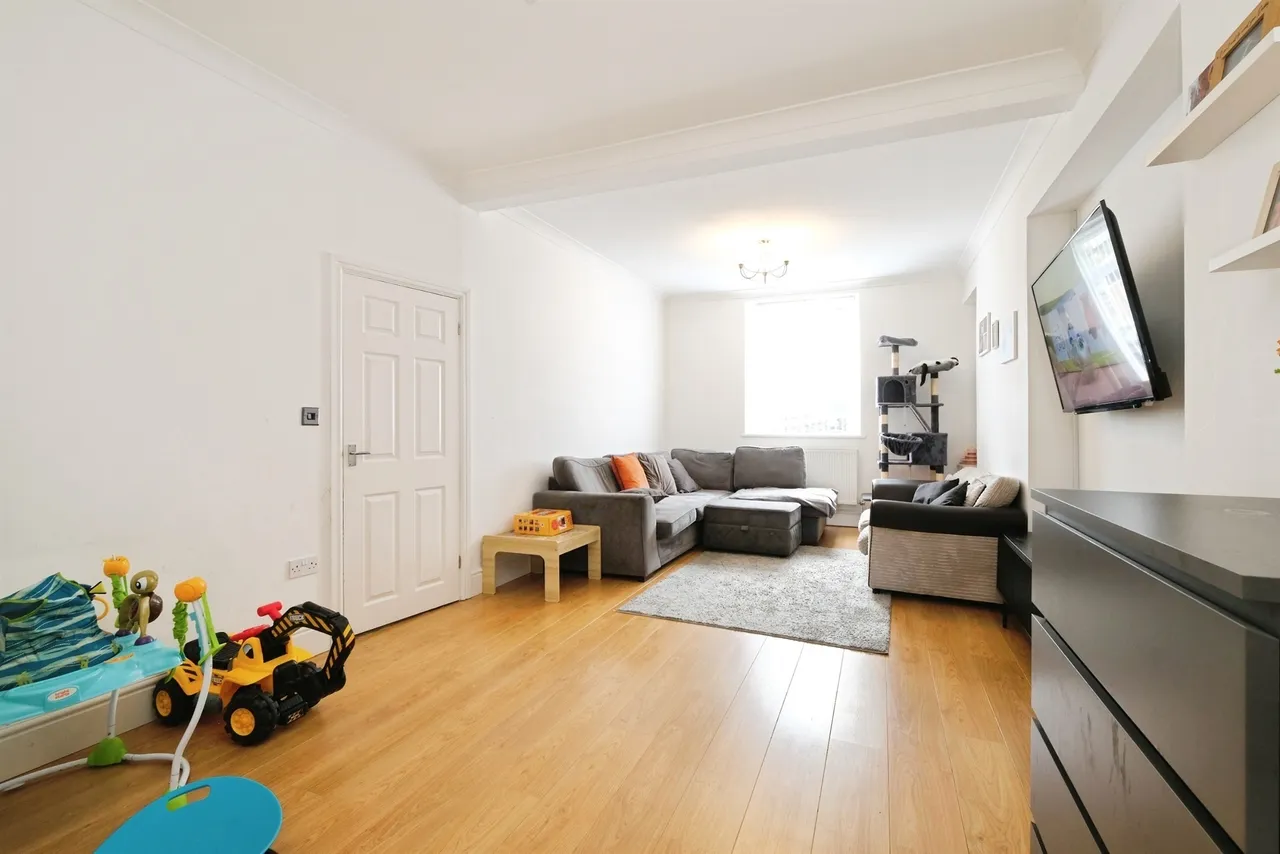 Clynmawr Street, Abertillery, NP13, photo 10