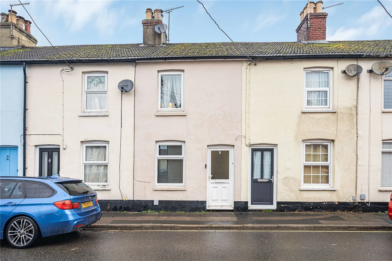 Victoria Road, Alton, GU34, photo 16
