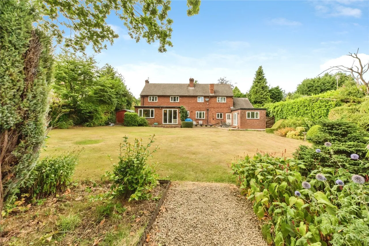 Chester Road, Sandiway, Northwich, Cheshire, CW8, photo 6
