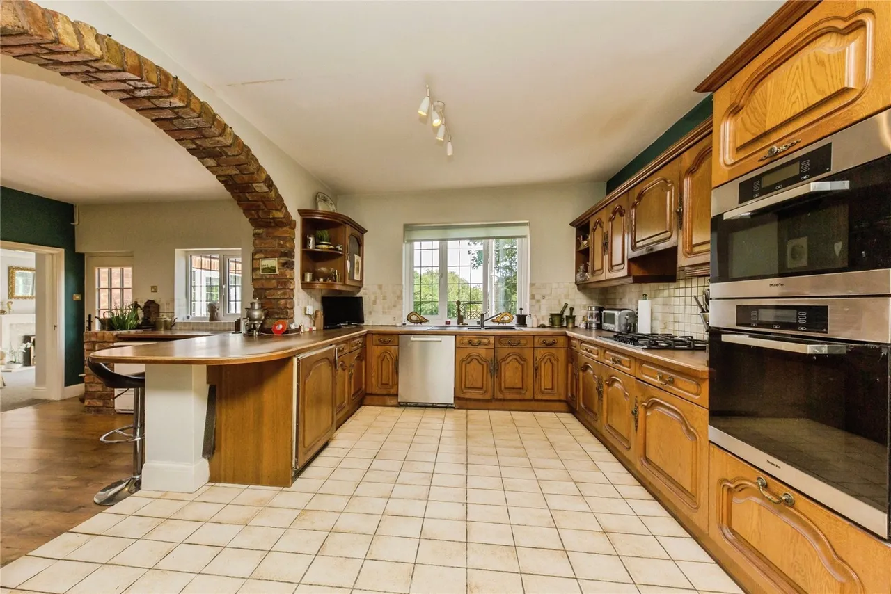 Chester Road, Sandiway, Northwich, Cheshire, CW8, photo 10