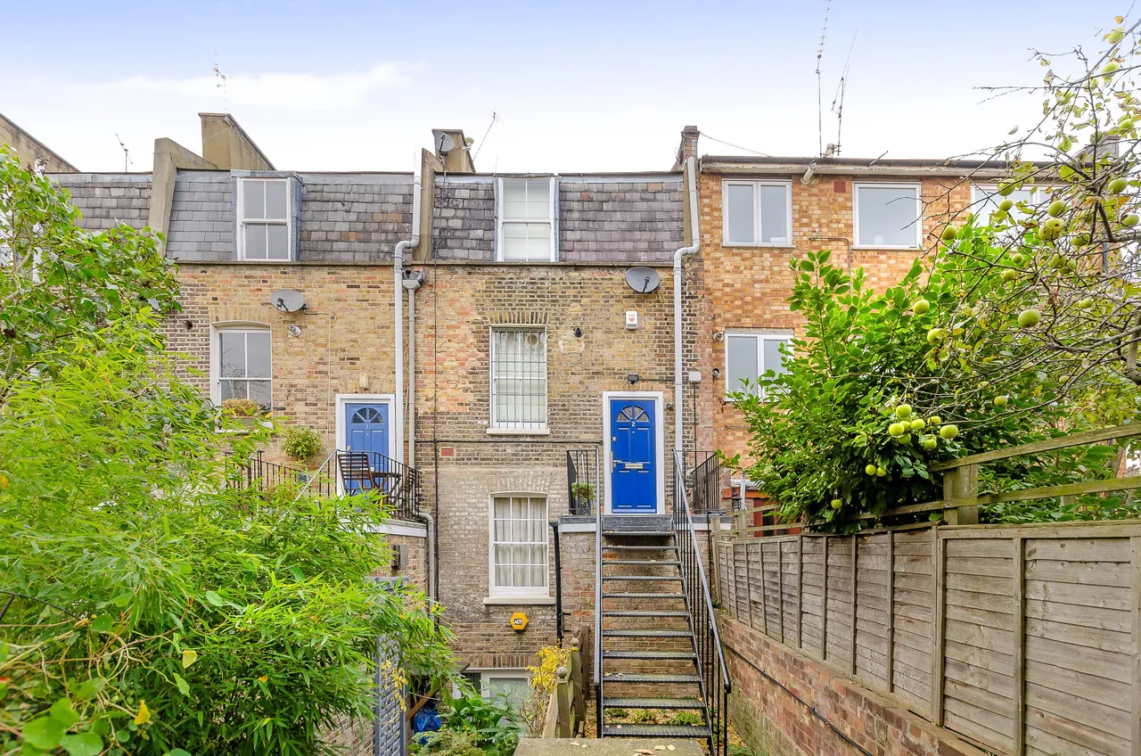 2 bed flat for sale, London, NW1