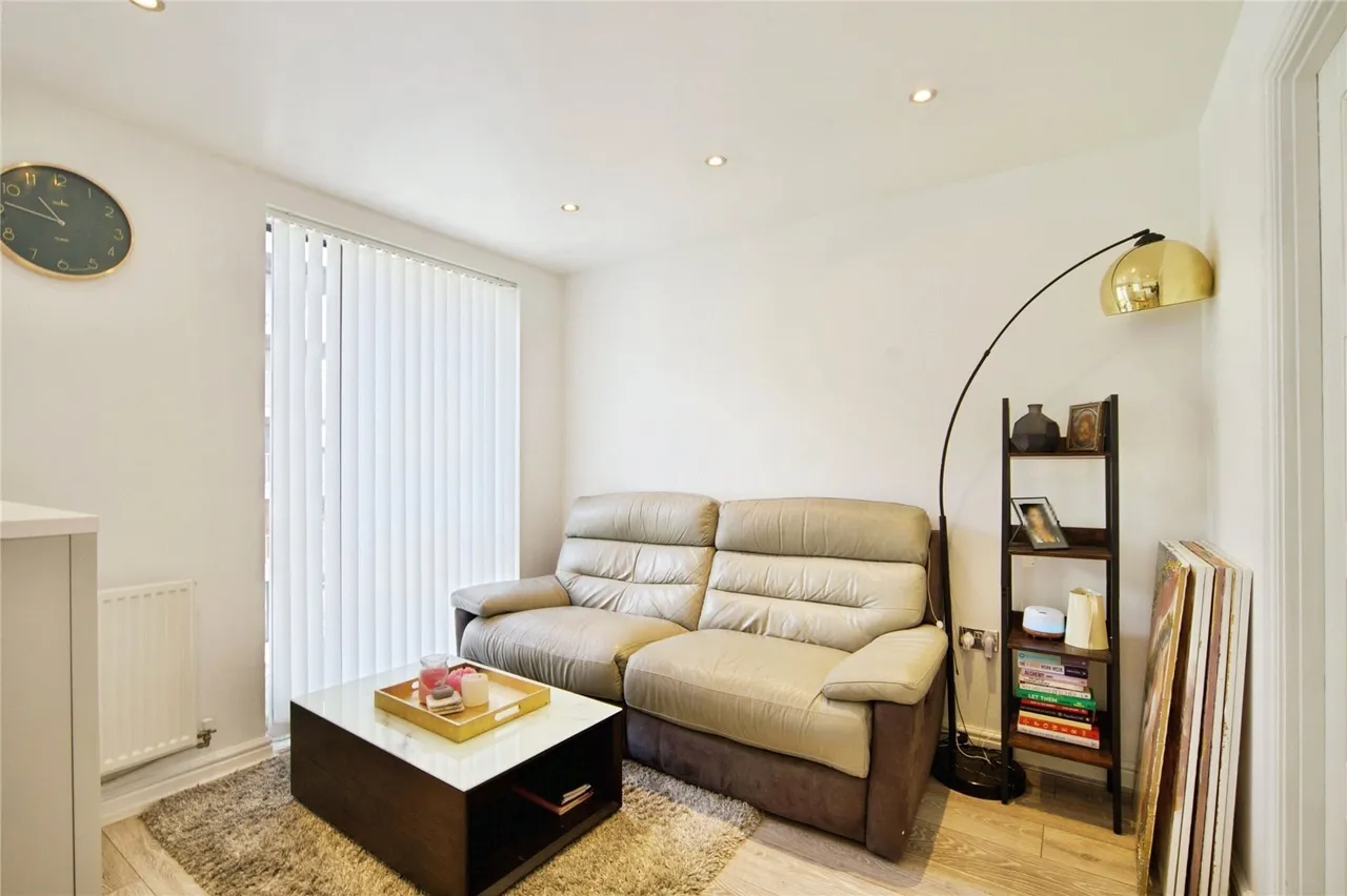 Charcot Road, LONDON, London, NW9, photo 3