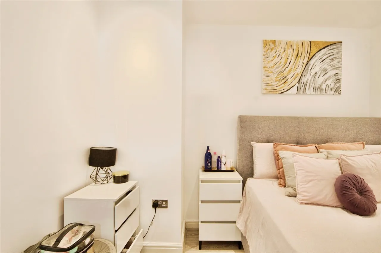 Charcot Road, LONDON, London, NW9, photo 10