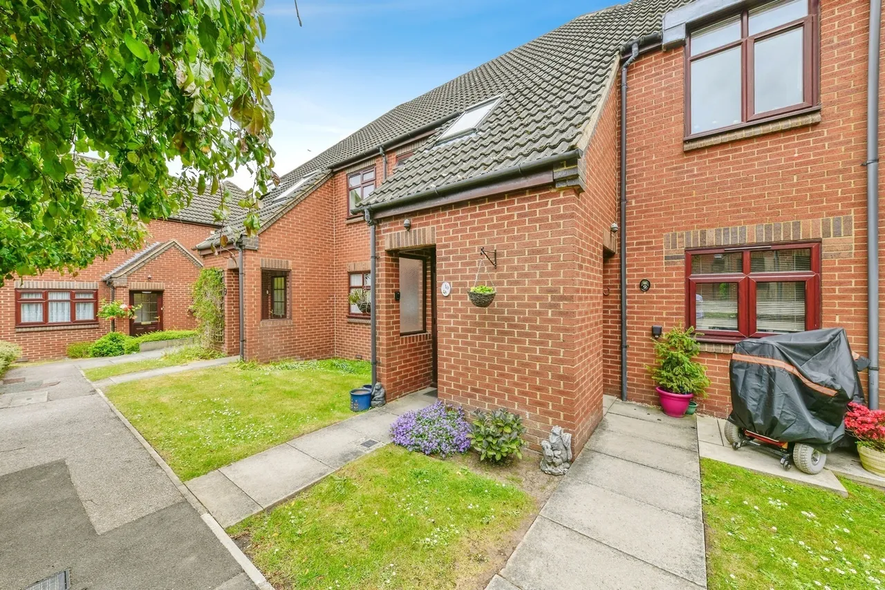 The Lawns, Stevenage, Hertfordshire, SG2, photo 7