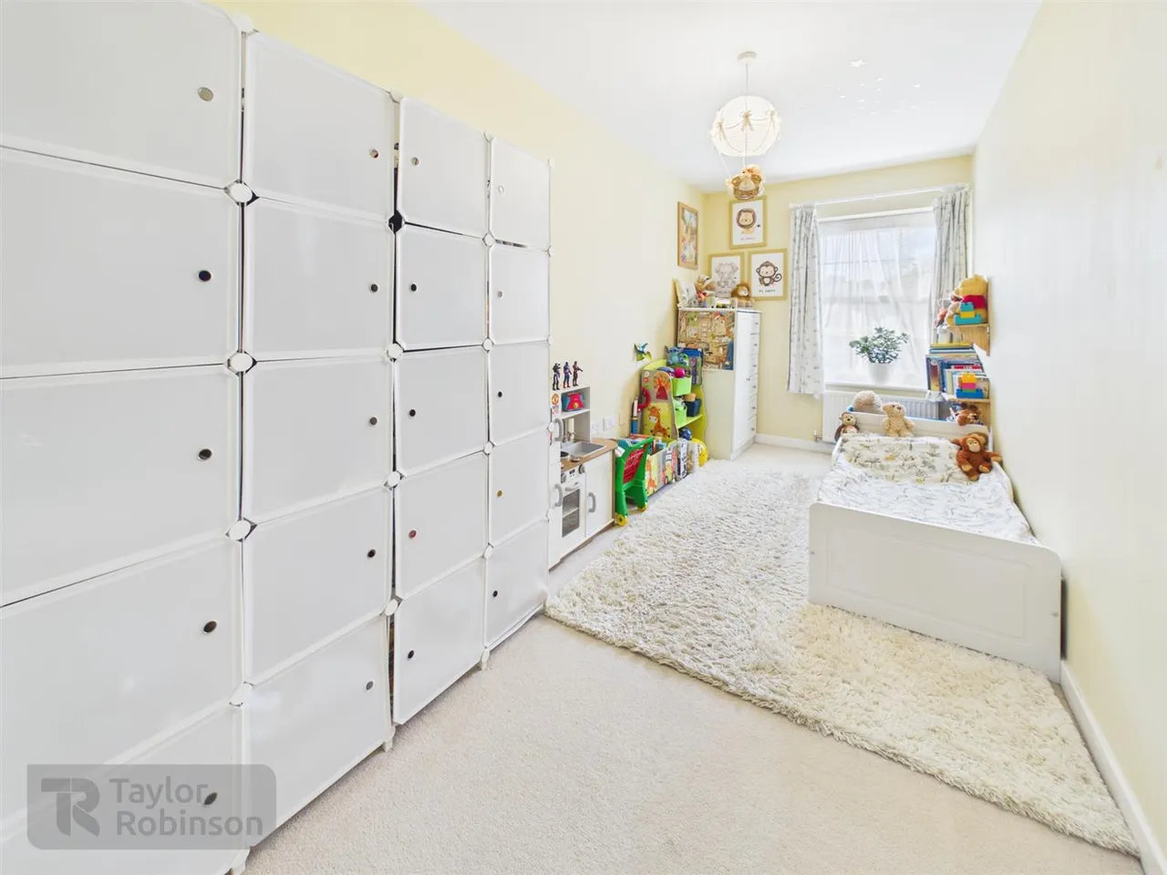 Capua Court, Forge Wood, RH10, photo 8