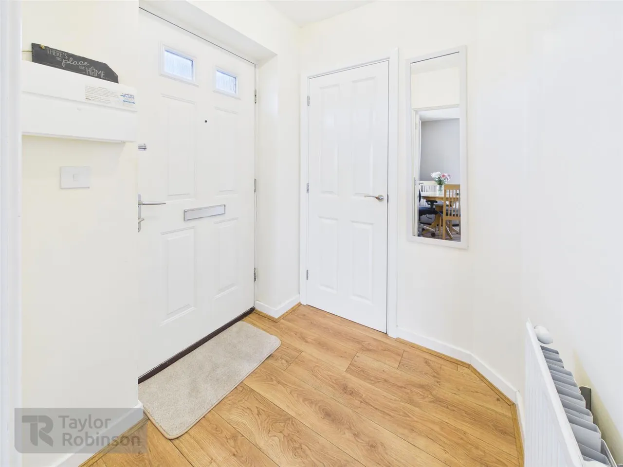 Capua Court, Forge Wood, RH10, photo 5