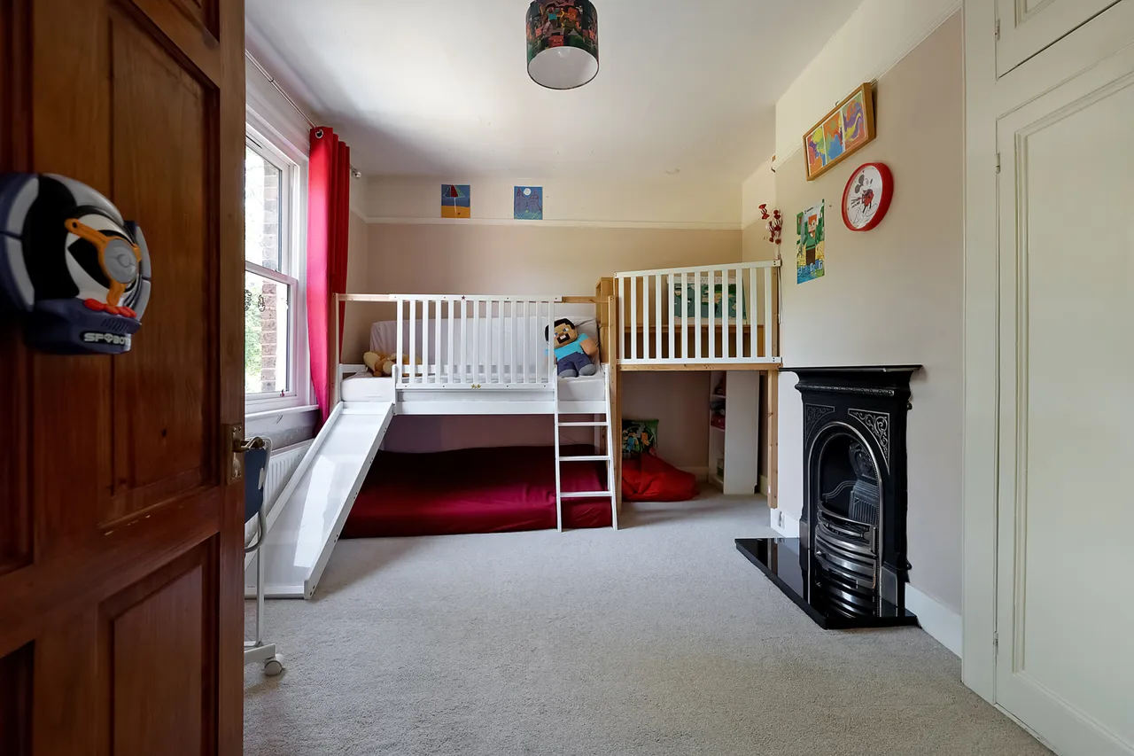 Massetts Road, Horley, RH6, photo 17