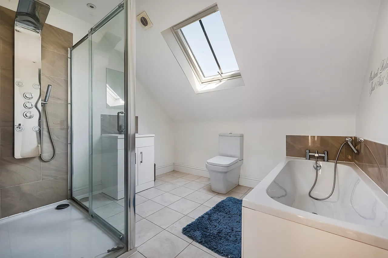 Massetts Road, Horley, RH6, photo 18