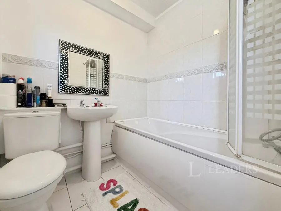 Queen Street, Bedford, MK40, photo 6