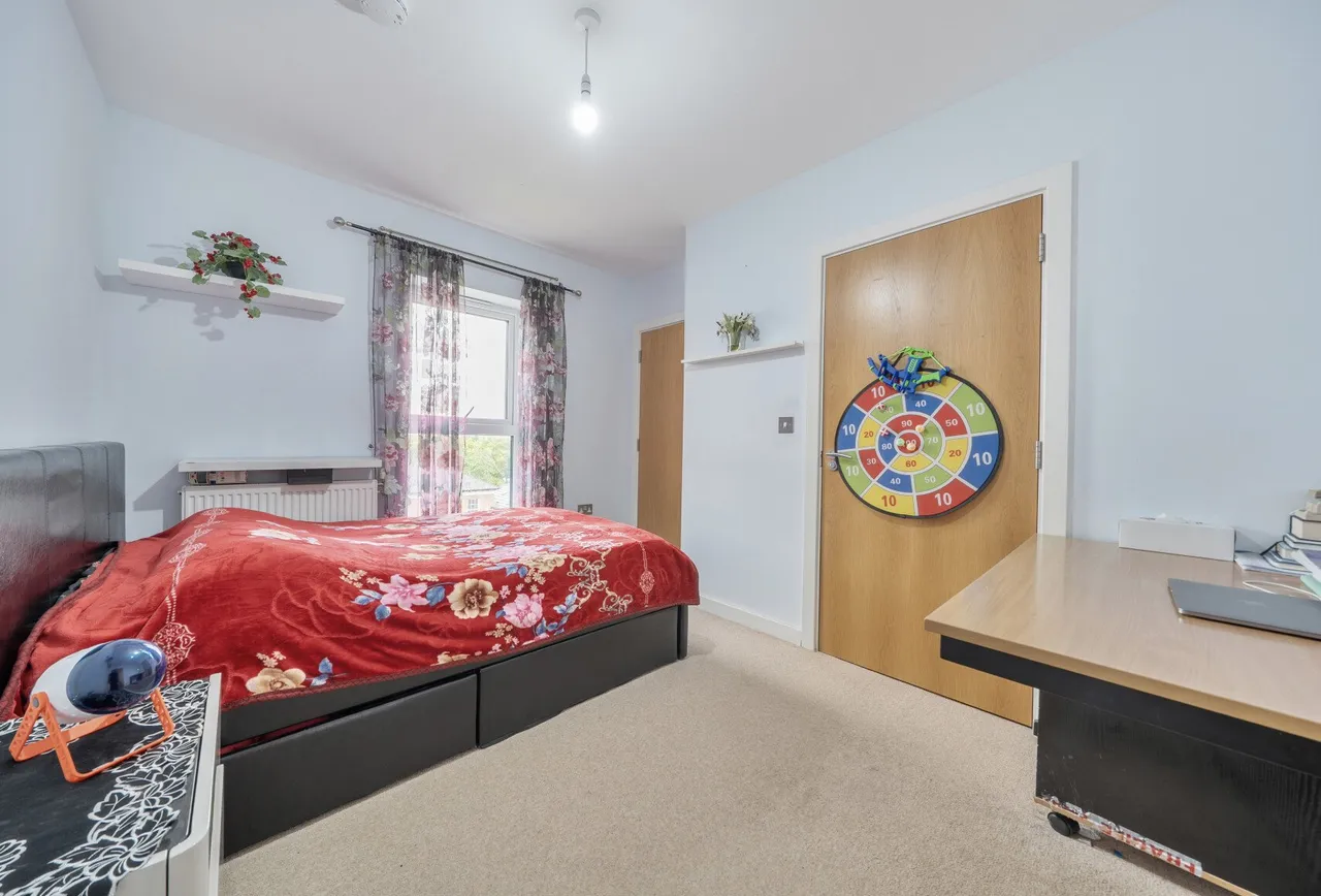 Bournebrook Grove, Romford, RM7 0GX, photo 14