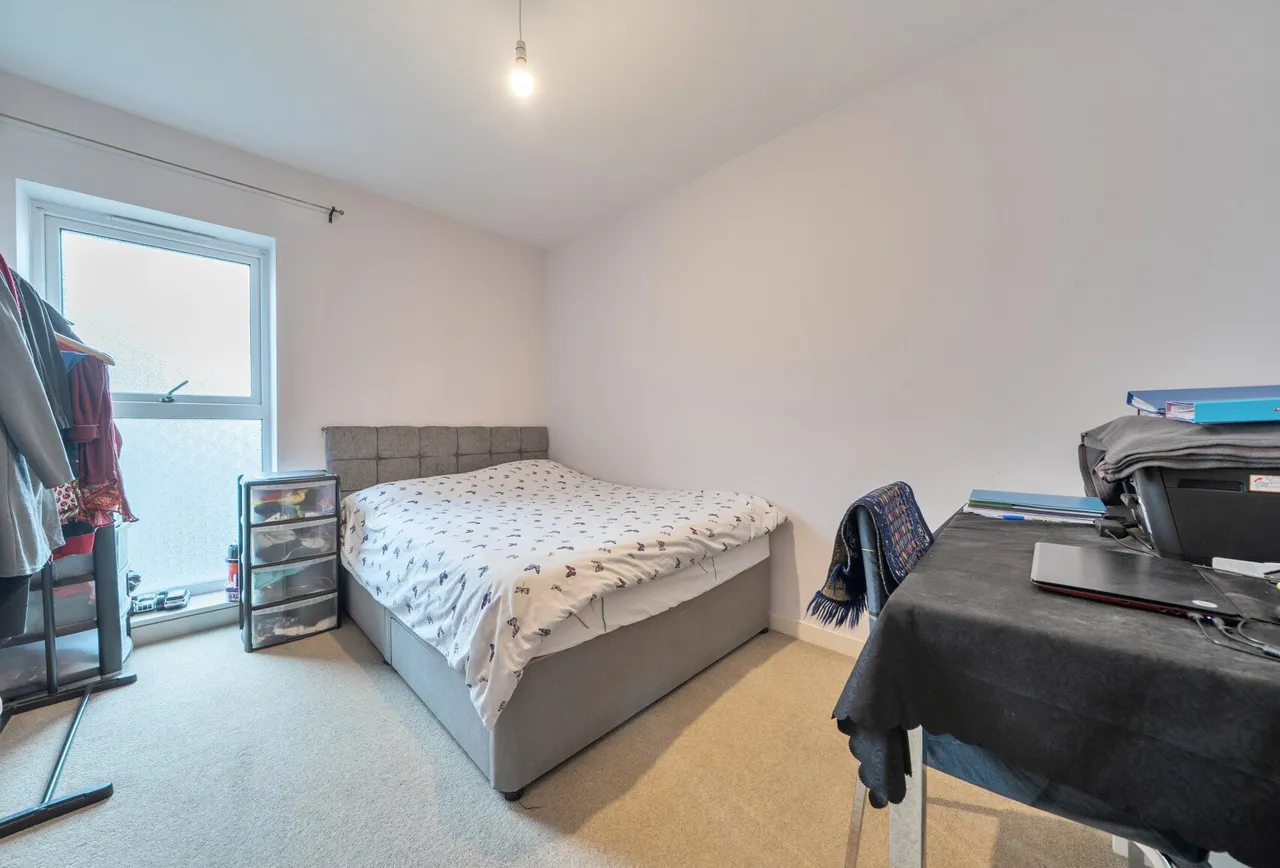 Bournebrook Grove, Romford, RM7 0GX, photo 13