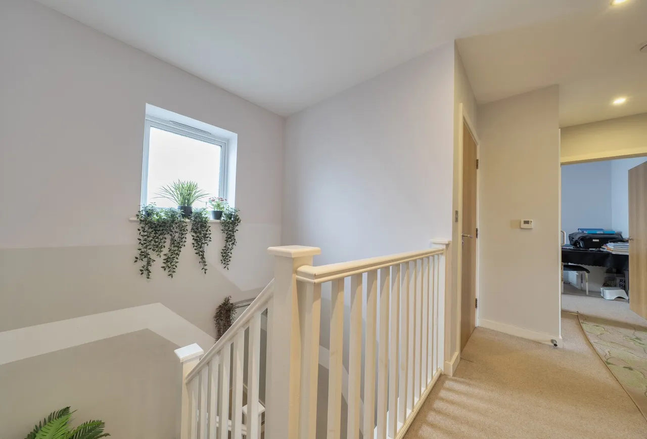 Bournebrook Grove, Romford, RM7 0GX, photo 15
