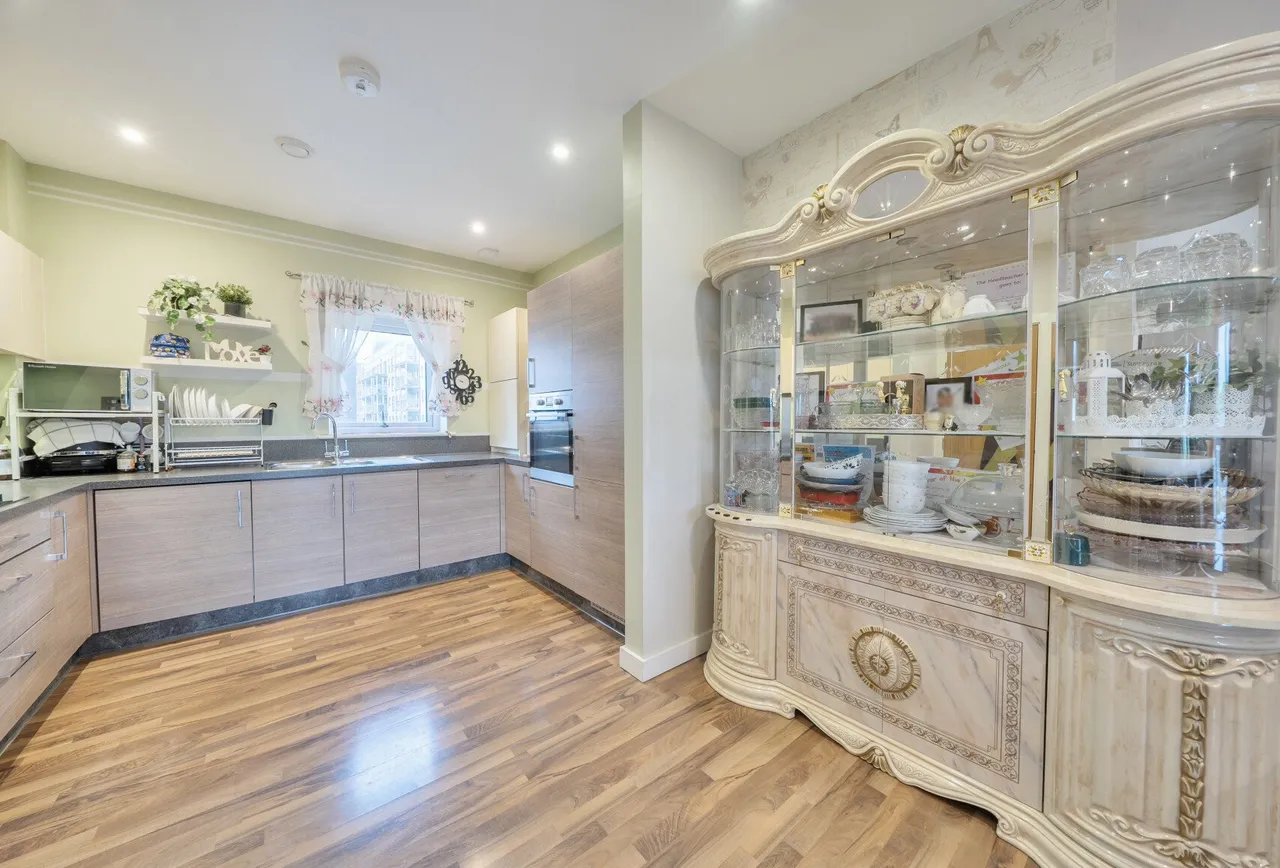 Bournebrook Grove, Romford, RM7 0GX, photo 6