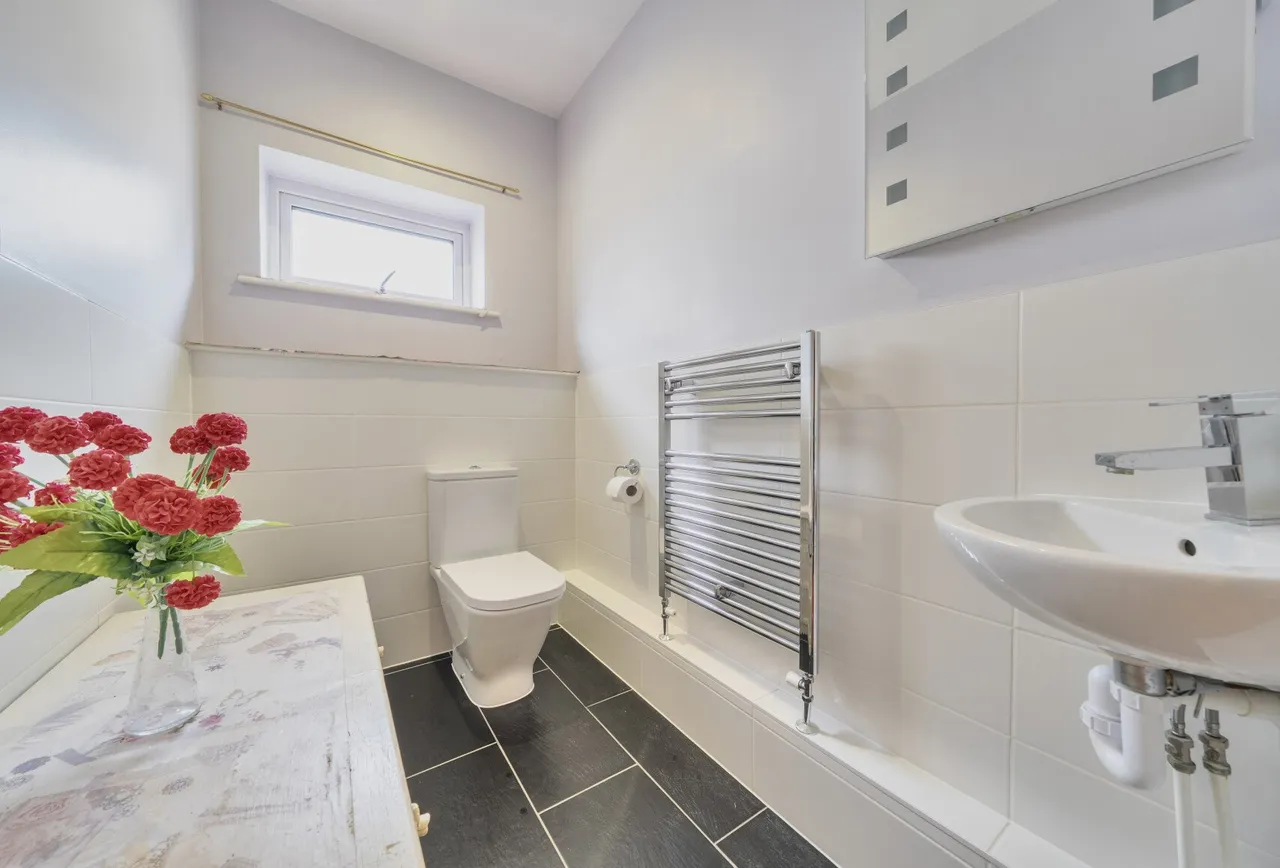 Bournebrook Grove, Romford, RM7 0GX, photo 11