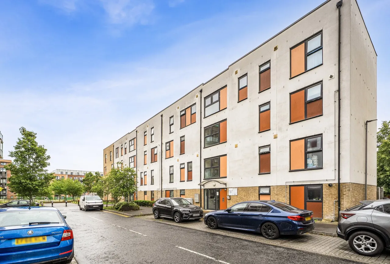 Bournebrook Grove, Romford, RM7 0GX, photo 16
