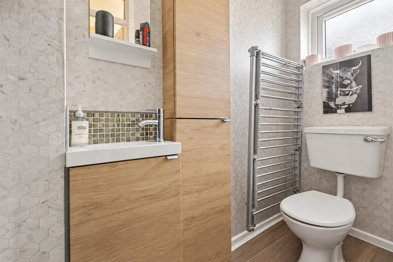 Hardwick Court, Sawley, NG10, photo 5
