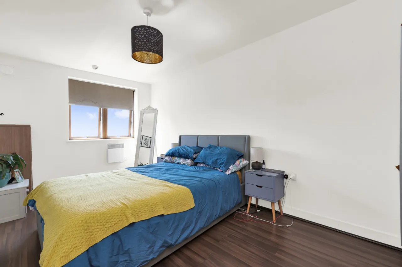 Meath Crescent, London, E2, photo 2