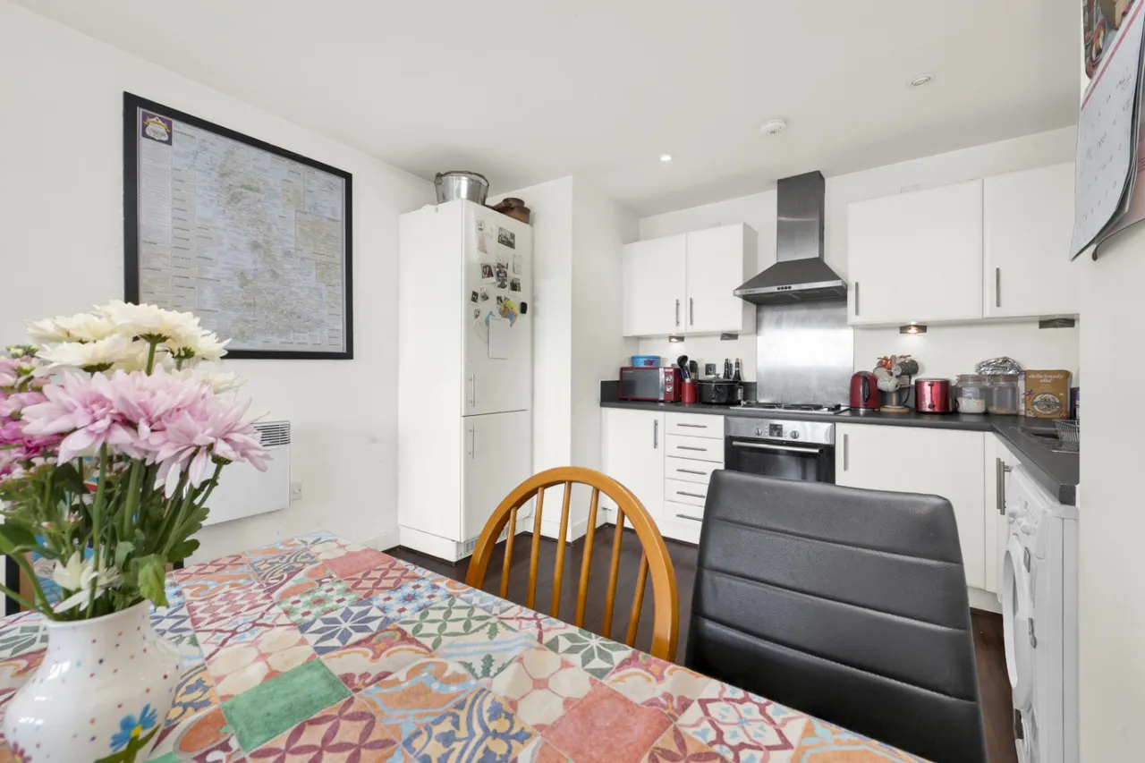 Meath Crescent, London, E2, photo 11