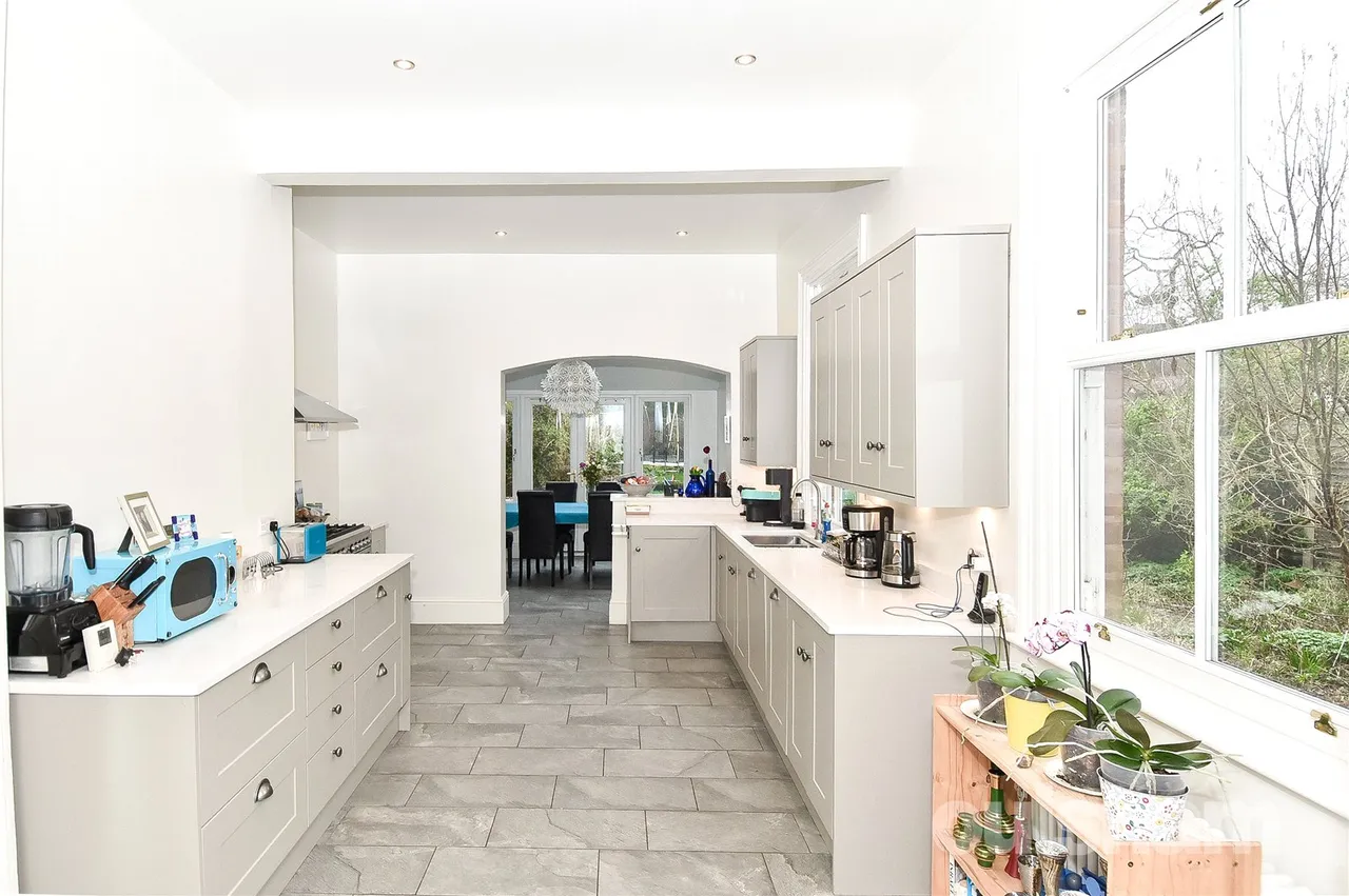 Grove Avenue, Moseley, Birmingham, West Midlands, B13 9RY, photo 11
