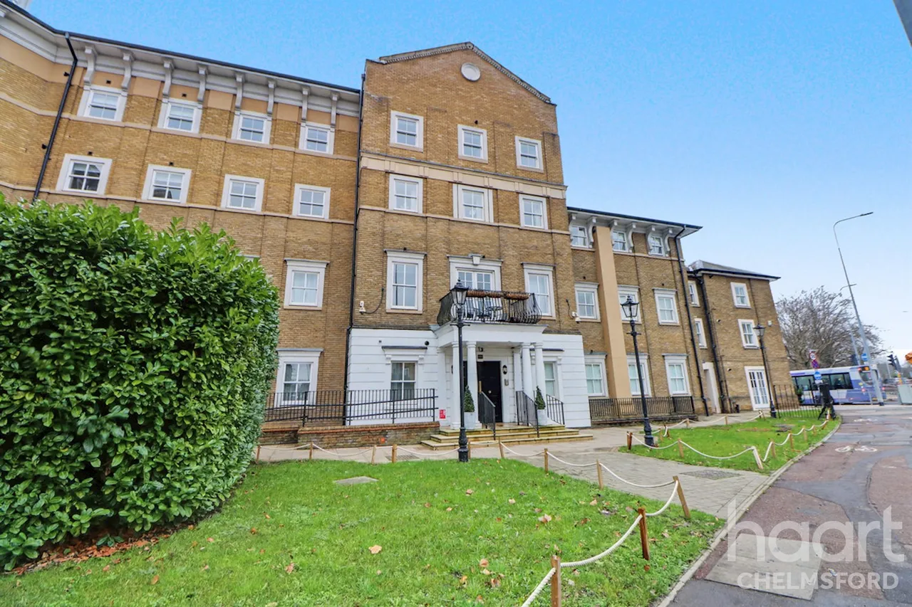 1 bed flat for sale, Broomfield Road, Chelmsford, CM1