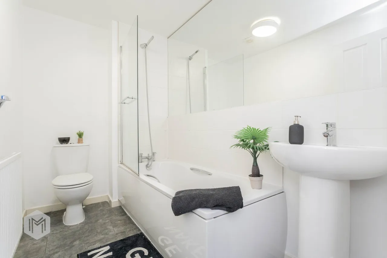 Elm Tree Road, Salford, M6 6GR, photo 11