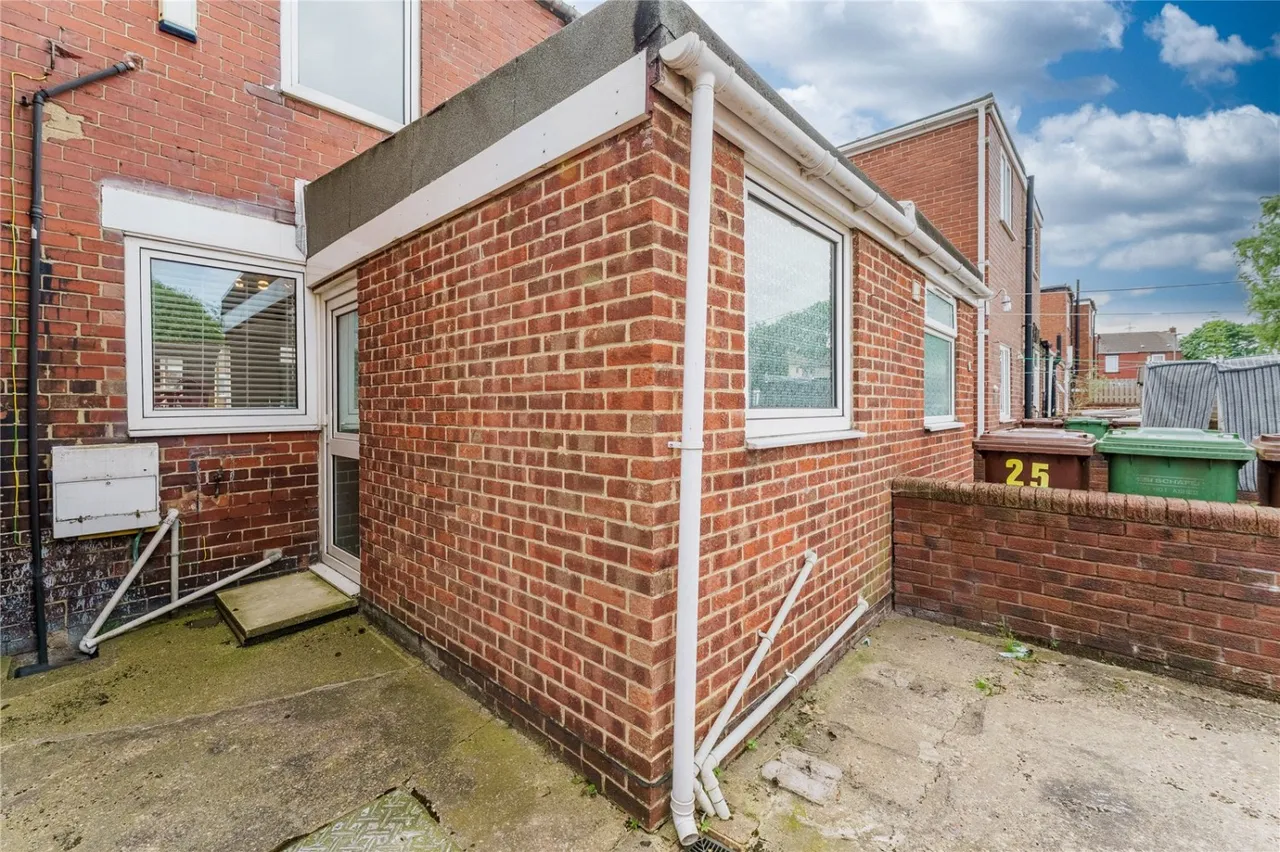Grove Avenue, Hemsworth, WF9, photo 20
