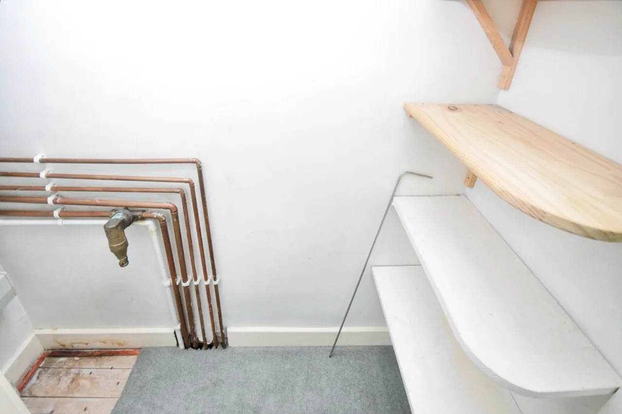 Harden, Bradford, BD16, photo 13
