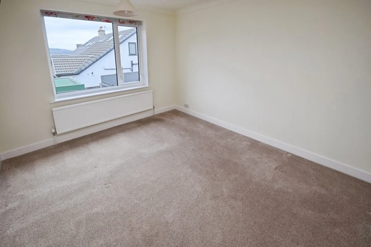 Harden, Bradford, BD16, photo 9
