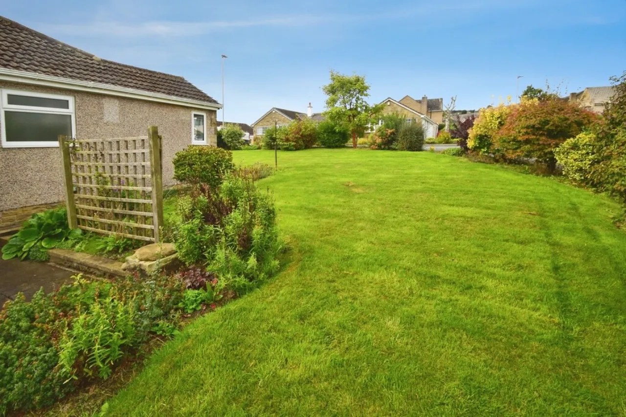 Harden, Bradford, BD16, photo 19