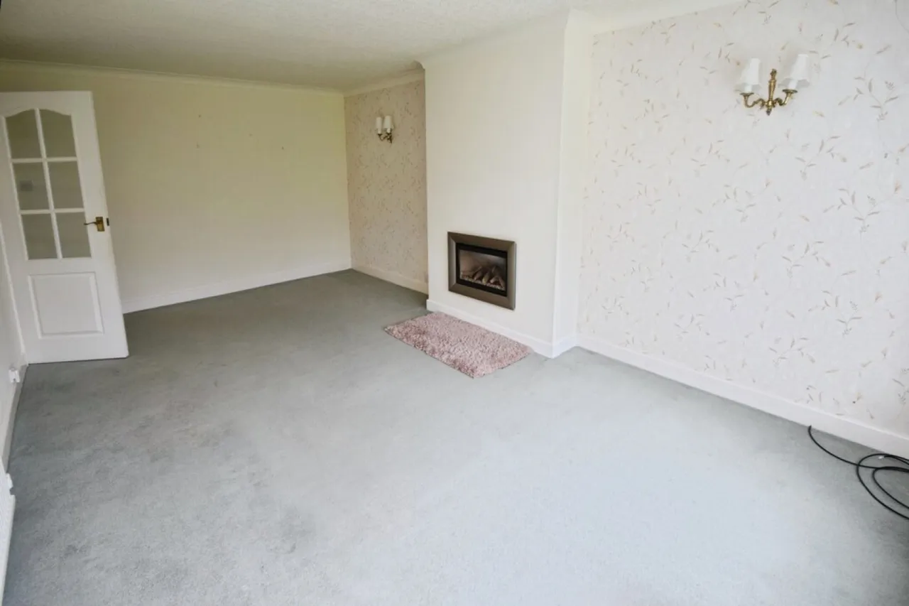 Harden, Bradford, BD16, photo 3