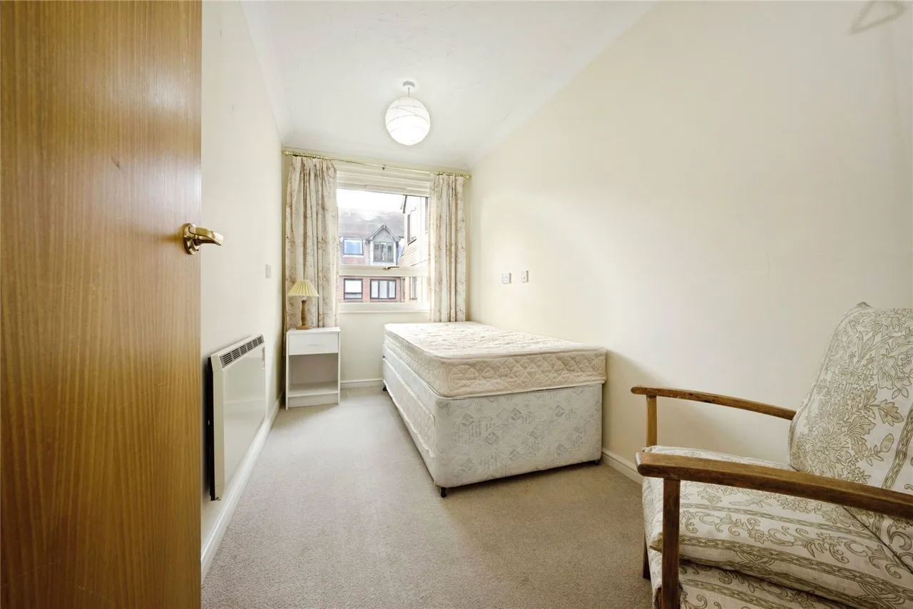 Rosebery Court, Water Lane, Leighton Buzzard, Bedfordshire, LU7, photo 10